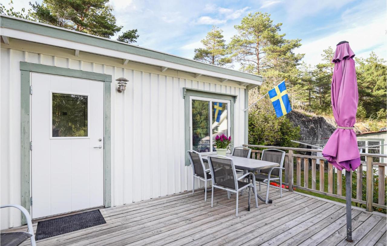 Cozy Home In Strmstad With Wifi Strömstad Екстериор снимка