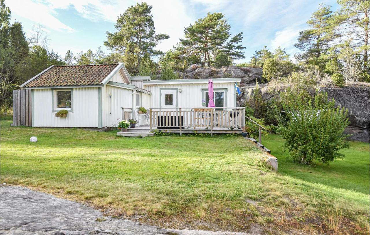 Cozy Home In Strmstad With Wifi Strömstad Екстериор снимка
