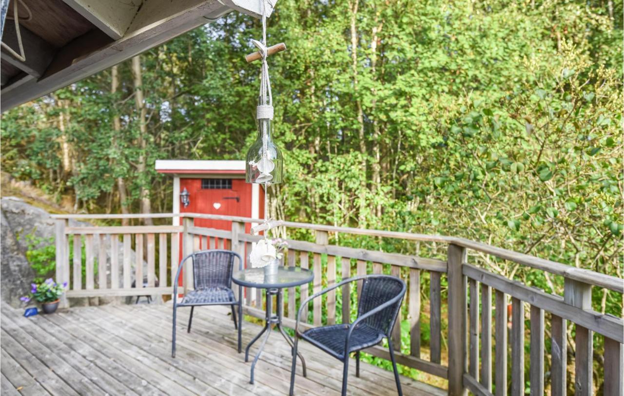 Cozy Home In Strmstad With Wifi Strömstad Екстериор снимка