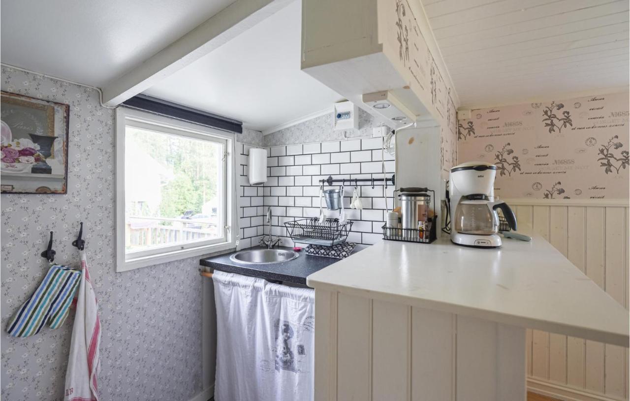Cozy Home In Strmstad With Wifi Strömstad Екстериор снимка